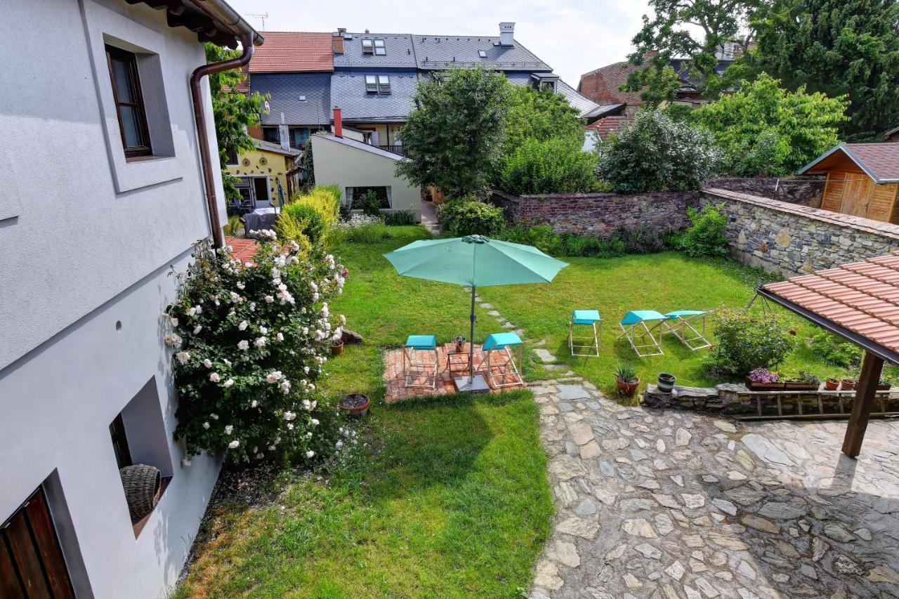 Na Letnim Byte Kourim Exterior photo