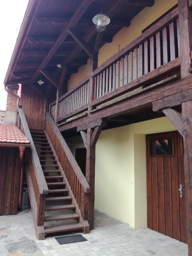 Na Letnim Byte Kourim Exterior photo